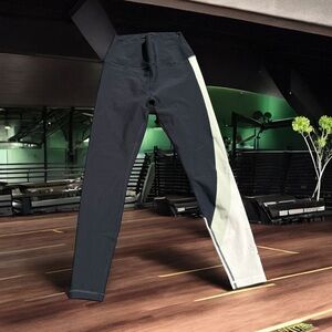 Peloton Multicolor Leggings with Silver Logo Accents Exercise Gym Workout